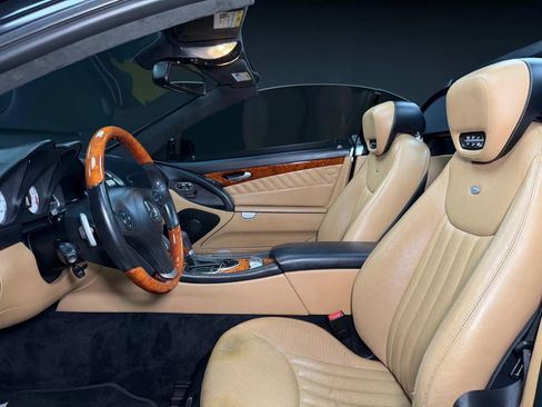 Used 2012 Mercedes-Benz SL 550 w/ SL Wheel Pkg image 13