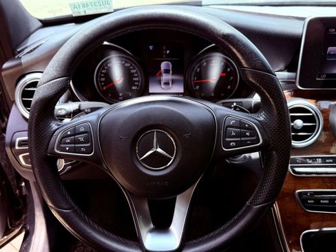 Used 2018 Mercedes-Benz C 300 Sedan image 20