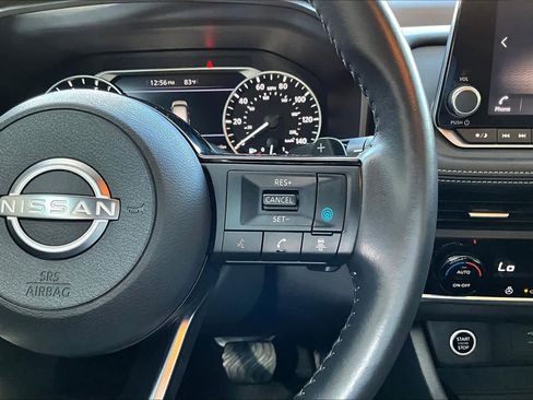 Used 2023 Nissan Rogue SV w/ SV Premium B Package image 24