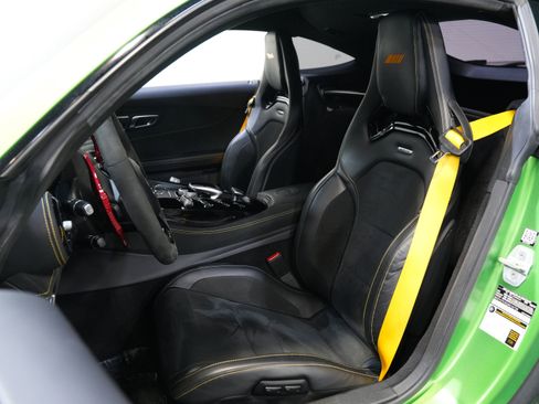 Used 2018 Mercedes-Benz AMG GT R image 27