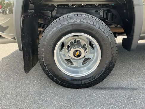 Used 2023 Chevrolet Silverado 3500 High Country w/ Snow Plow Prep/Camper Package AWD/4WD image 19