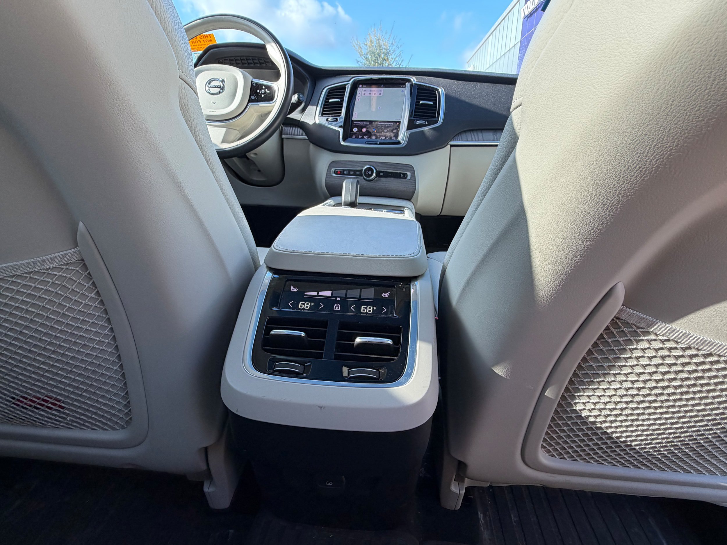Certified 2023 Volvo XC90 B6 Plus w/ Protection Package Premier AWD/4WD image 14