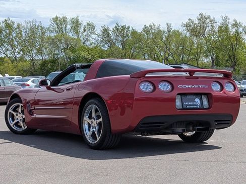 Used 2002 Chevrolet Corvette Coupe w/ Preferred Equipment Group2 RWD image 32