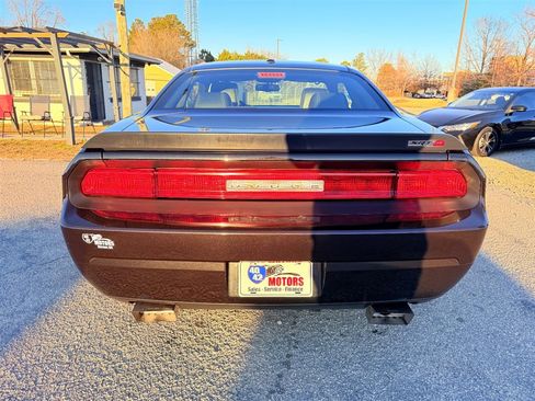 Used 2010 Dodge Challenger SRT8 w/ SRT Option Group II image 4