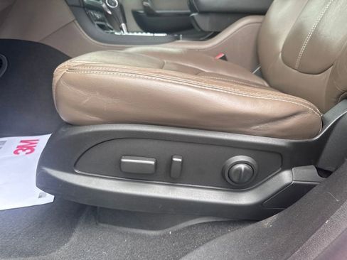 Used 2014 GMC Acadia SLT FWD image 13