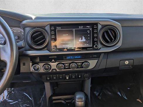 Certified 2021 Toyota Tacoma TRD Off-Road image 12