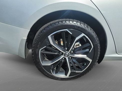 Used 2023 Nissan Altima 2.5 SR image 10