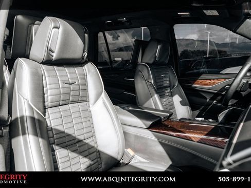 Used 2024 Cadillac Escalade Sport Platinum AWD/4WD image 66