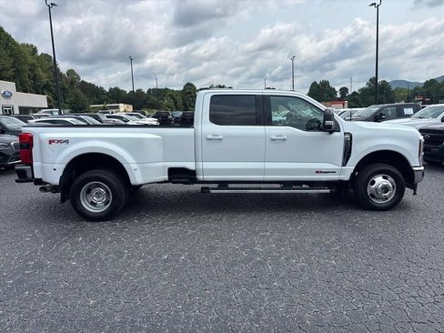 Used 2025 Ford F350 Lariat AWD/4WD image 9