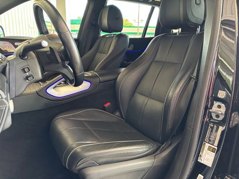 Used 2023 Mercedes-Benz Maybach GLS 600 4MATIC image 17
