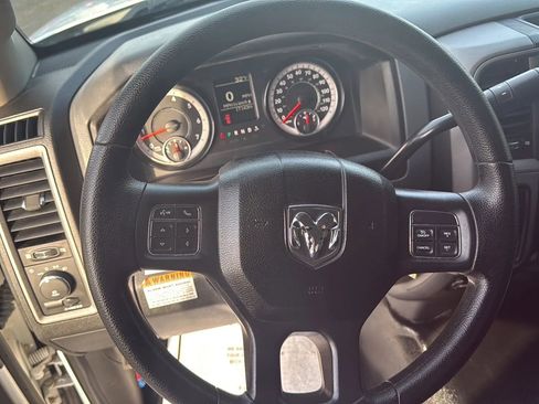 Used 2017 RAM 3500 Tradesman w/ Power & Remote Entry Group image 16