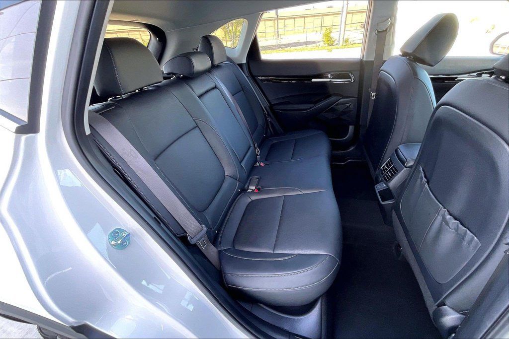 Used 2026 Kia Seltos EX AWD/4WD image 27