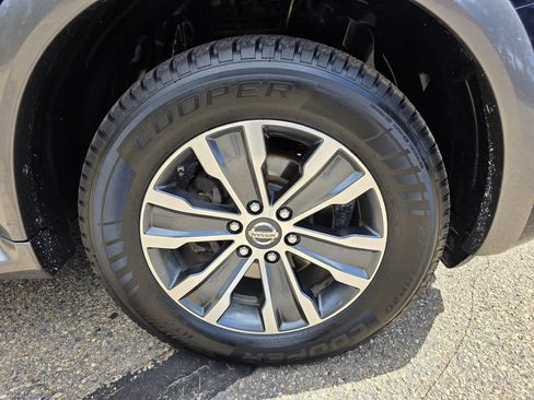 Used 2018 Nissan Armada SL w/ Moonroof Package AWD/4WD image 47