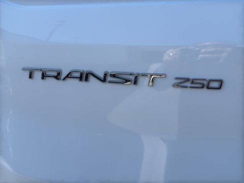 Used 2025 Ford Transit 250 148 Medium Roof image 14