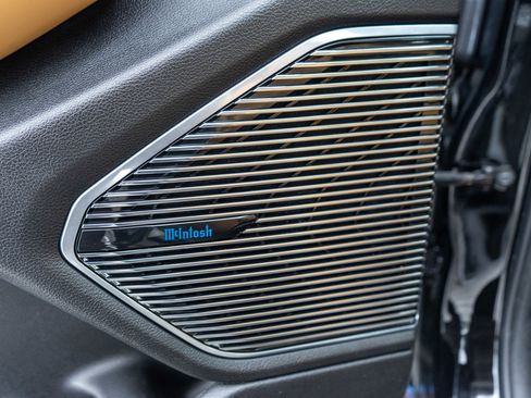 Used 2024 Jeep Grand Cherokee Summit w/ Adv Protech Group IV image 17