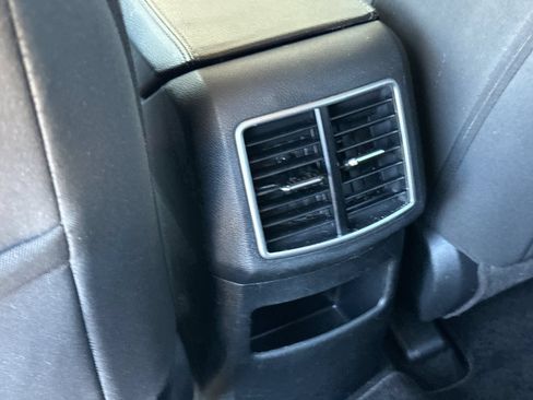 Used 2023 Kia Sportage LX AWD/4WD image 13