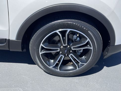 Used 2014 Ford Explorer Sport w/ Equipment Group 401A AWD/4WD image 5