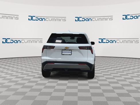 New 2026 Chevrolet Equinox LT w/ Safety and Technology Package AWD/4WD image 8