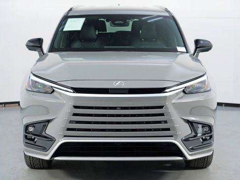 Used 2025 Lexus TX 500h AWD w/ Technology Package image 48