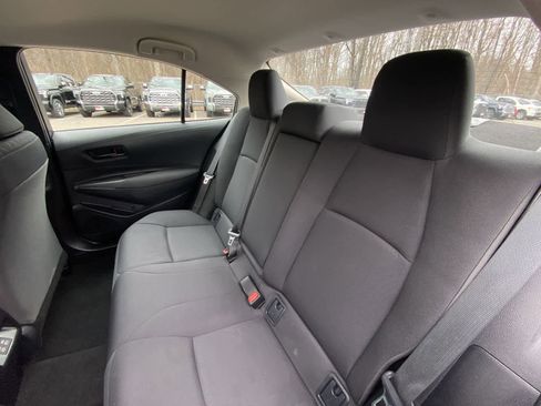 Used 2025 Toyota Corolla LE image 25