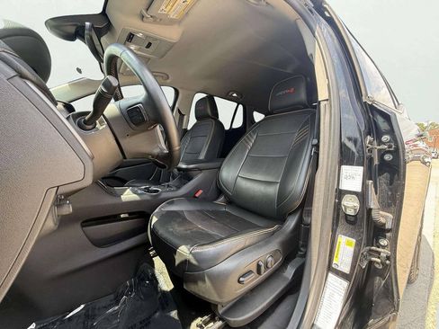 Used 2023 GMC Terrain AT4 AWD/4WD image 19