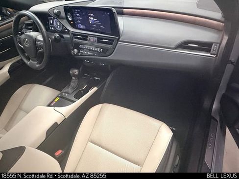 Used 2025 Lexus ES 300h w/ Premium Package FWD image 11