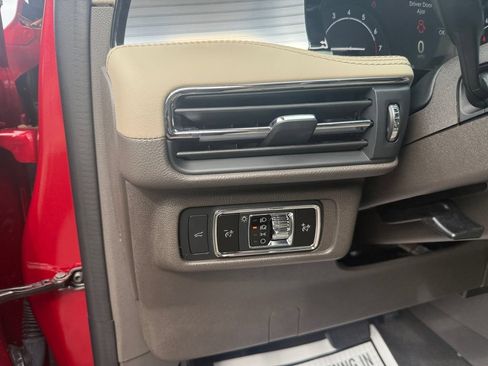 Used 2022 Lincoln Corsair FWD w/ Equipment Group 101A image 17