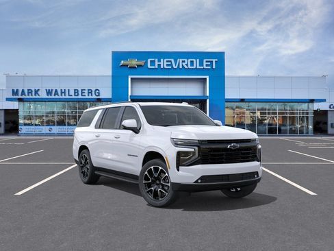 New 2026 Chevrolet Suburban RST w/ Comfort Package AWD/4WD image 25