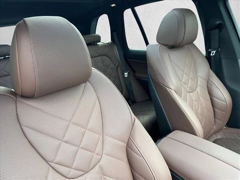 Used 2025 BMW X5 sDrive40i w/ Parking Assistance Package image 24