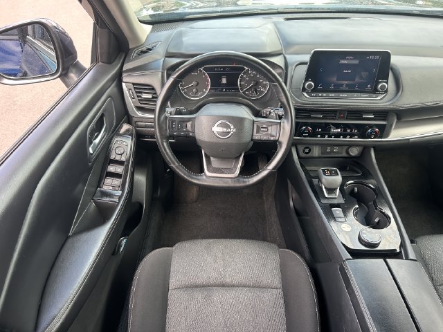 Used 2025 Nissan Rogue SV AWD/4WD image 30