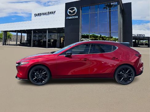 New 2026 MAZDA MAZDA3 Hatchback w/Premium Plus Pkg image 3