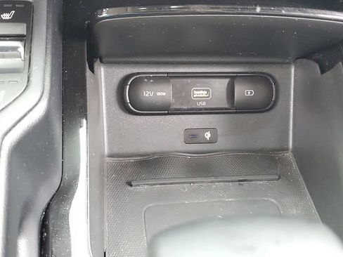 Used 2021 Kia Telluride EX w/ EX Premium Package AWD/4WD image 29