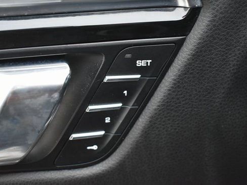 Used 2017 Porsche Macan S w/ Premium Package Plus image 15