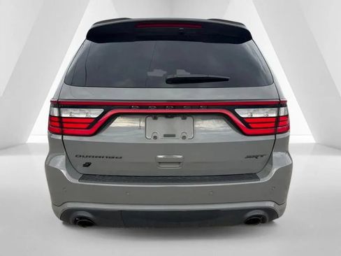 Used 2022 Dodge Durango SRT w/ Technology Group AWD/4WD image 6