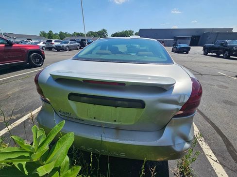 Used 2006 Pontiac Grand Prix w/ Preferred Package FWD image 7