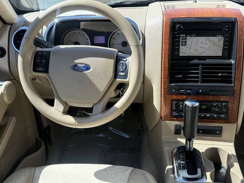 Used 2007 Ford Explorer Eddie Bauer RWD image 5