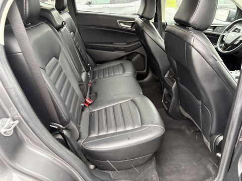Used 2022 Ford Edge SEL AWD/4WD image 16