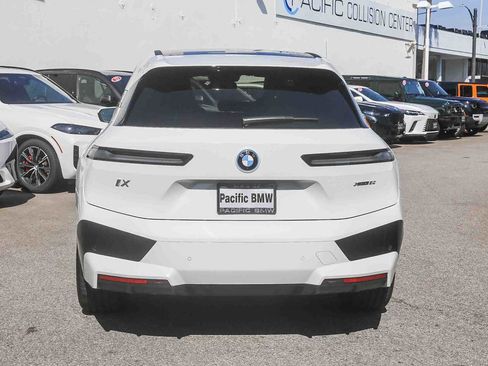 Certified 2025 BMW iX xDrive50 image 5