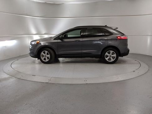 Certified 2024 Ford Edge SE image 5