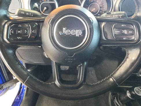 Used 2020 Jeep Wrangler Sport AWD/4WD image 19