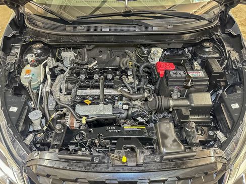 Used 2023 Nissan Kicks SV FWD image 39