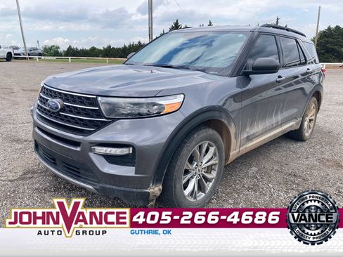 Used 2022 Ford Explorer XLT w/ Equipment Group 202A image 1
