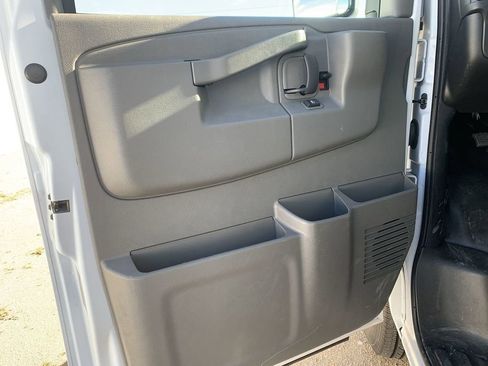 New 2025 Chevrolet Express 3500 w/ Power Convenience Package RWD image 20