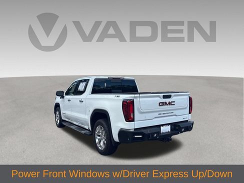 Used 2021 GMC Sierra 1500 SLT w/ SLT Premium Plus Package AWD/4WD image 28
