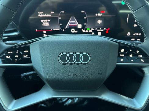 New 2025 Audi Q5 Premium Plus image 21