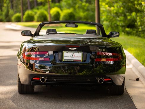Used 2007 Aston Martin DB9 Volante RWD image 16
