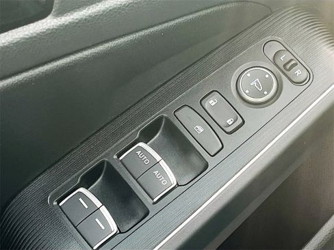 Used 2024 Honda Civic Touring image 18