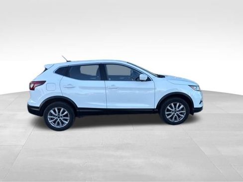 Used 2021 Nissan Rogue Sport S image 8
