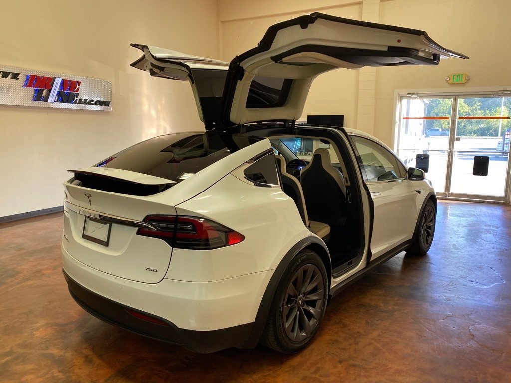 Used 2018 Tesla Model X AWD/4WD image 19