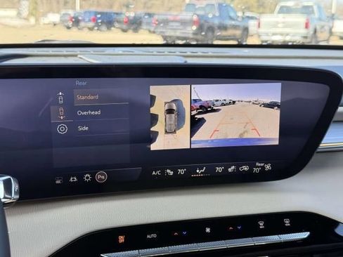 Used 2025 Buick Enclave Preferred w/ Super Cruise Package image 28